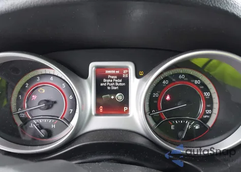 2014 Dodge Journey Sxt z USA, uszkodzony, nr VIN 3C4PDDBG9ET176611